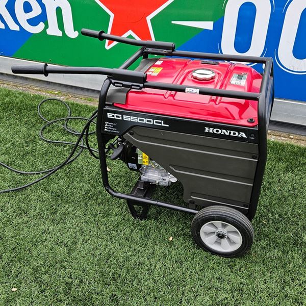 Aggregaat 5kVA (excl. brandstof) Aggregaat 5kVA (excl. brandstof)