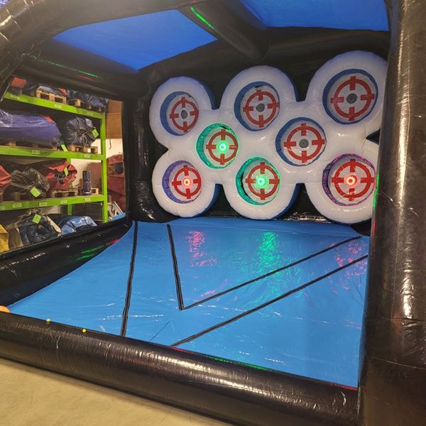 Combi Sport Arena inclusief Interactive Play System (IPS) - Voetbal (interactief) Combi Sport Arena inclusief Interactive Play System (IPS) - Voetbal (interactief)