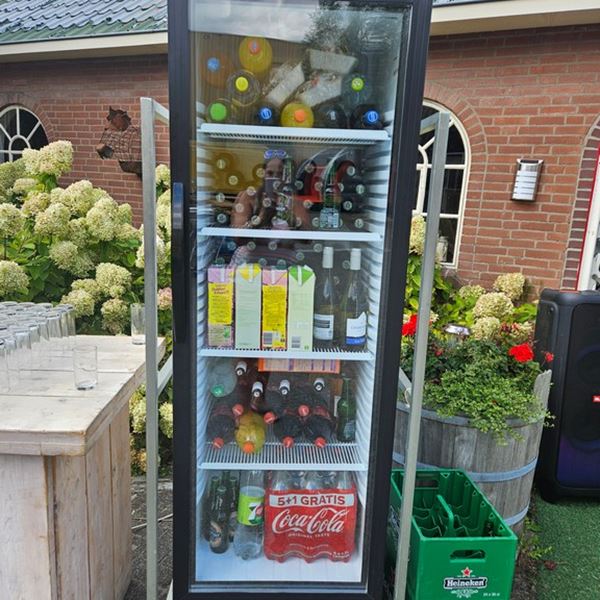 Koelkast 180cm glasdeur op trolley