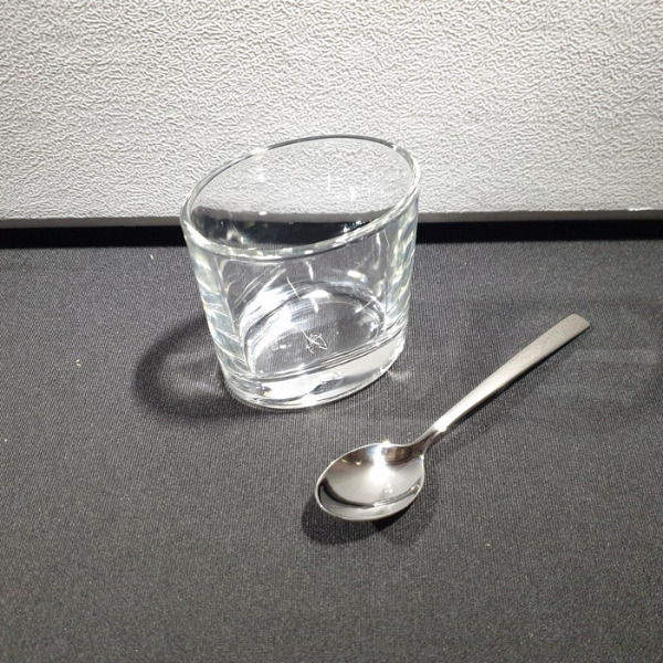 Amuseglas klein 9cl (korf 49 stuks)