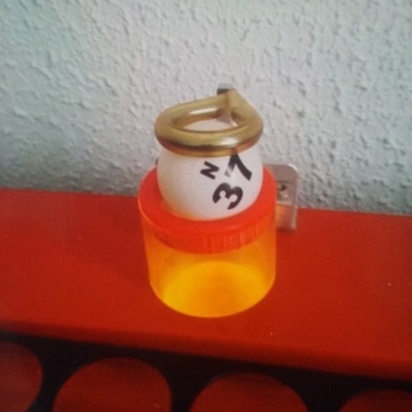 Bingo blower machine 