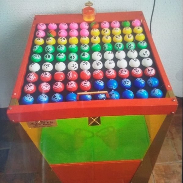 Bingo blower machine 