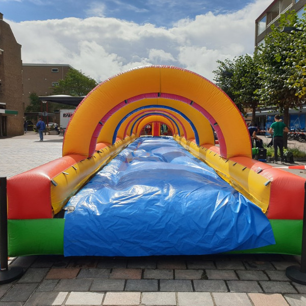 Buikschuifbaan 18m Buikschuifbaan 18m