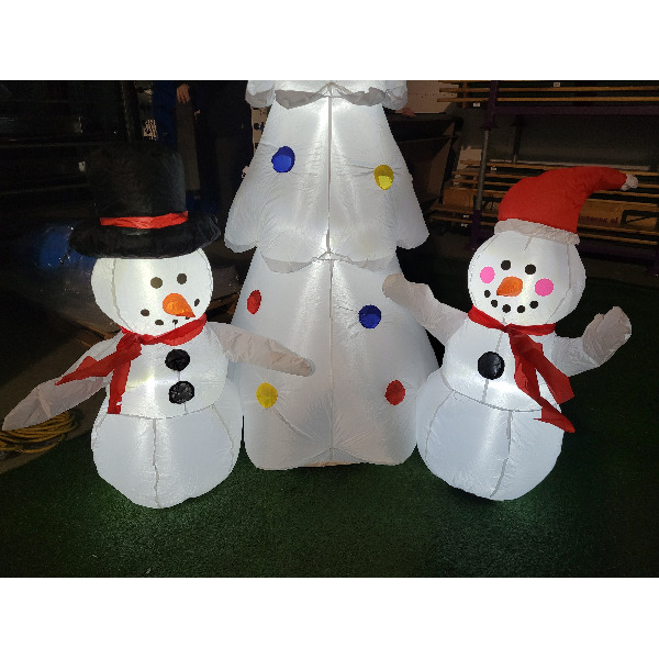 Opblaasfiguur - Kerstboom wit met sneeuwpop