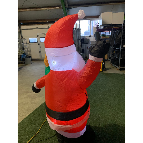 Opblaasfiguur - Kerstman met kerstboom