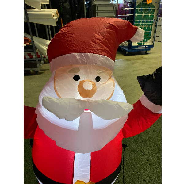 Opblaasfiguur - Kerstman zwaaiend