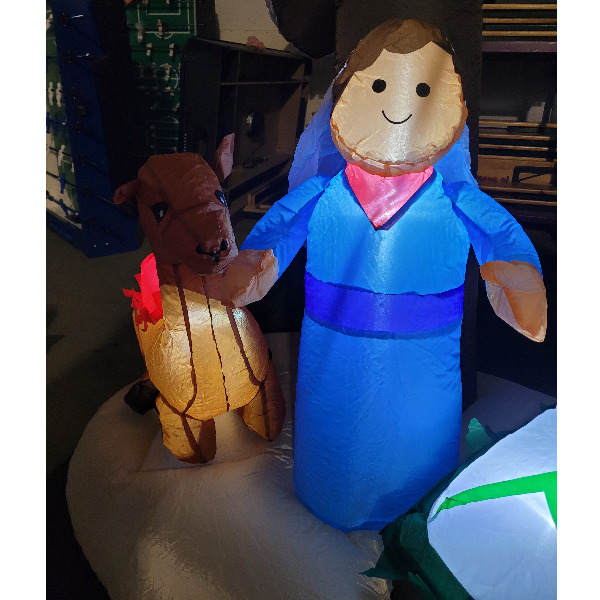 Opblaasfiguur - Kerststal 180cm