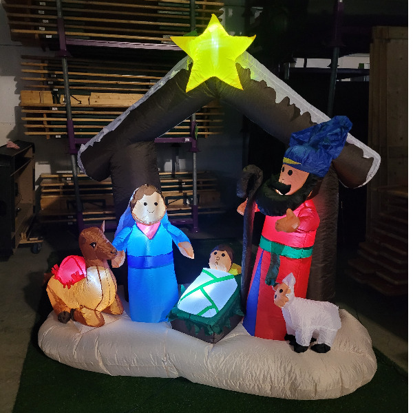 Opblaasfiguur - Kerststal 180cm
