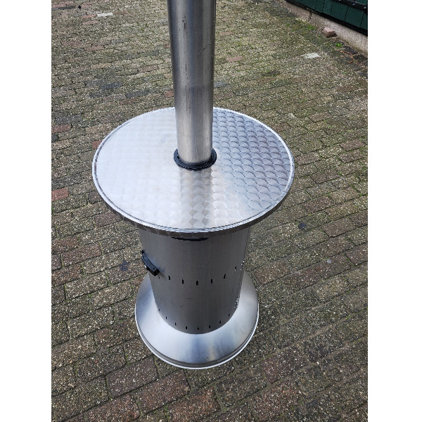 Terrasheater met tafeltje