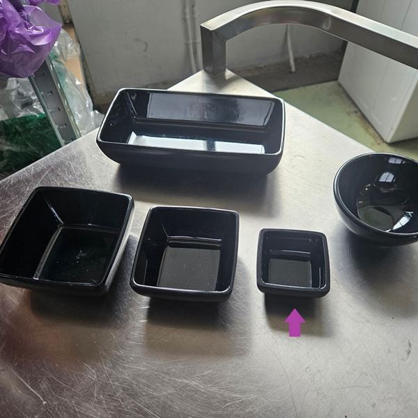 Schaaltje 6x6x3cm - Melanie zwart VK