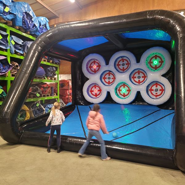 Combi Sport Arena inclusief Interactive Play System (IPS) - Basketbal (interactief) Combi Sport Arena inclusief Interactive Play System (IPS) - Basketbal (interactief)